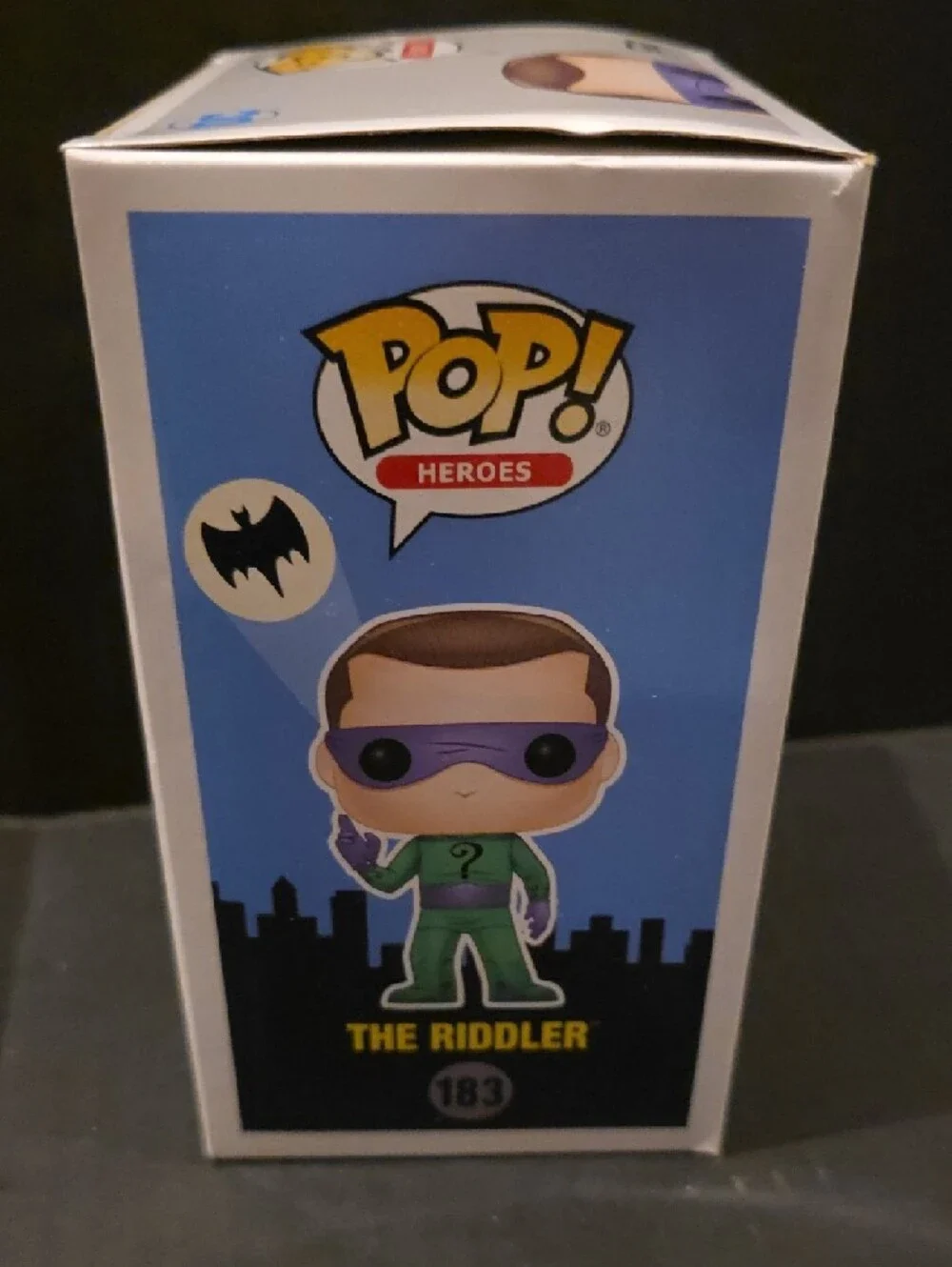 Funko Pop! The Riddler Batman Classic TV Series - Green & Purple Mask - Picture 5 of 6